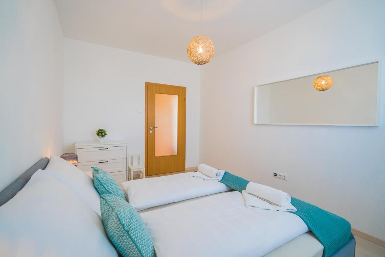 Myflat Golden Coast Panorama Apartment Siófok Zewnętrze zdjęcie